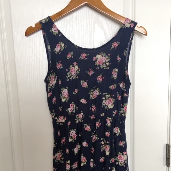 Floral Tie Back Dress - Picture 4 of 8